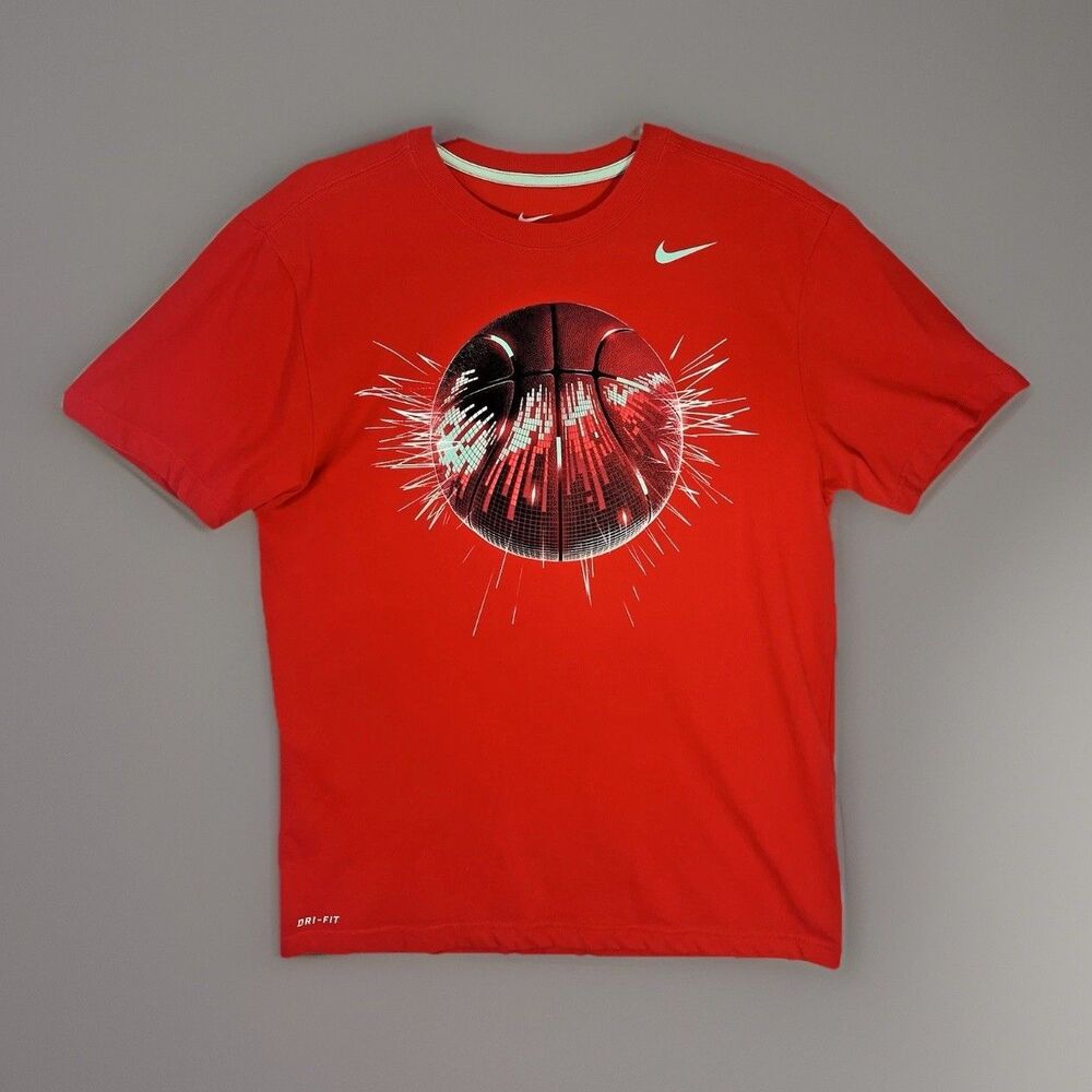 Nike Dri-Fit Crewneck T-Shirt Short Sleeve Men's Medium Red Basketball Graphic